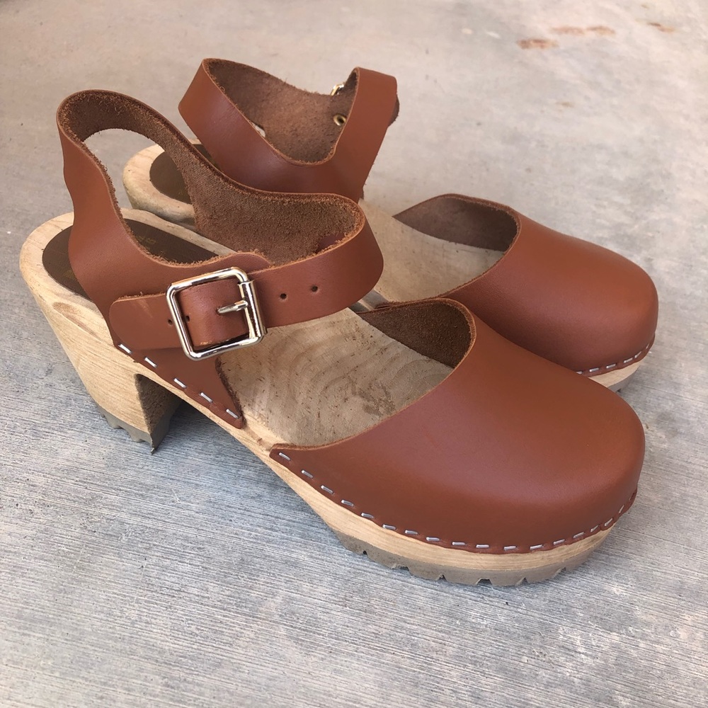 Mia Abba Clog